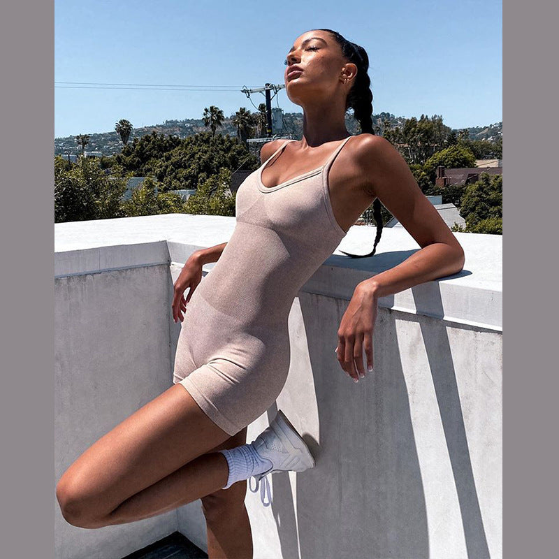 Women Seamless Jumpsuit Tight Fitting Hip Lifting Jumpsuit Shorts Yoga Sports Gym Sleeveless Jumpsuit